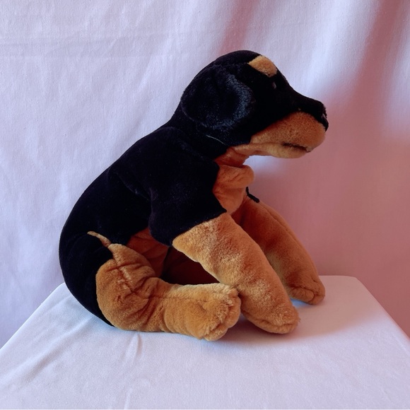 Toys R’ Us Animal Valley Rottweiler Plush 🐶🖤🔲 - Picture 2 of 7